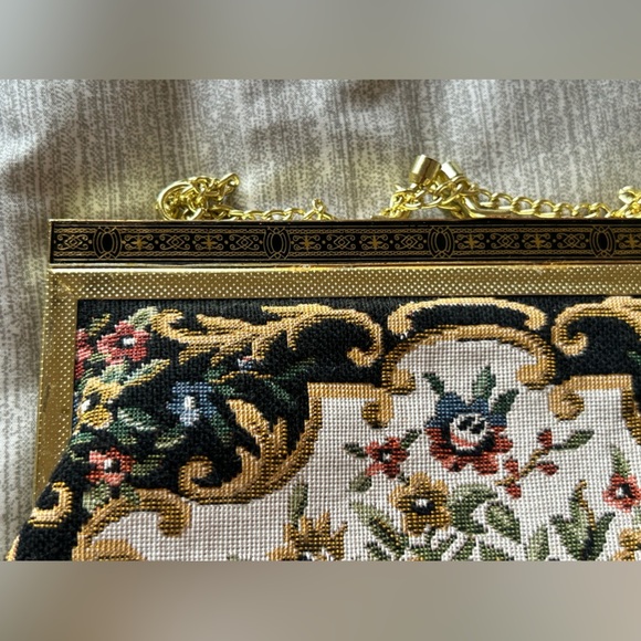 NWT Vintage Ronte Of Beverly Hills Floral NeedlePoint Purse With Gold Chain - Picture 8 of 11